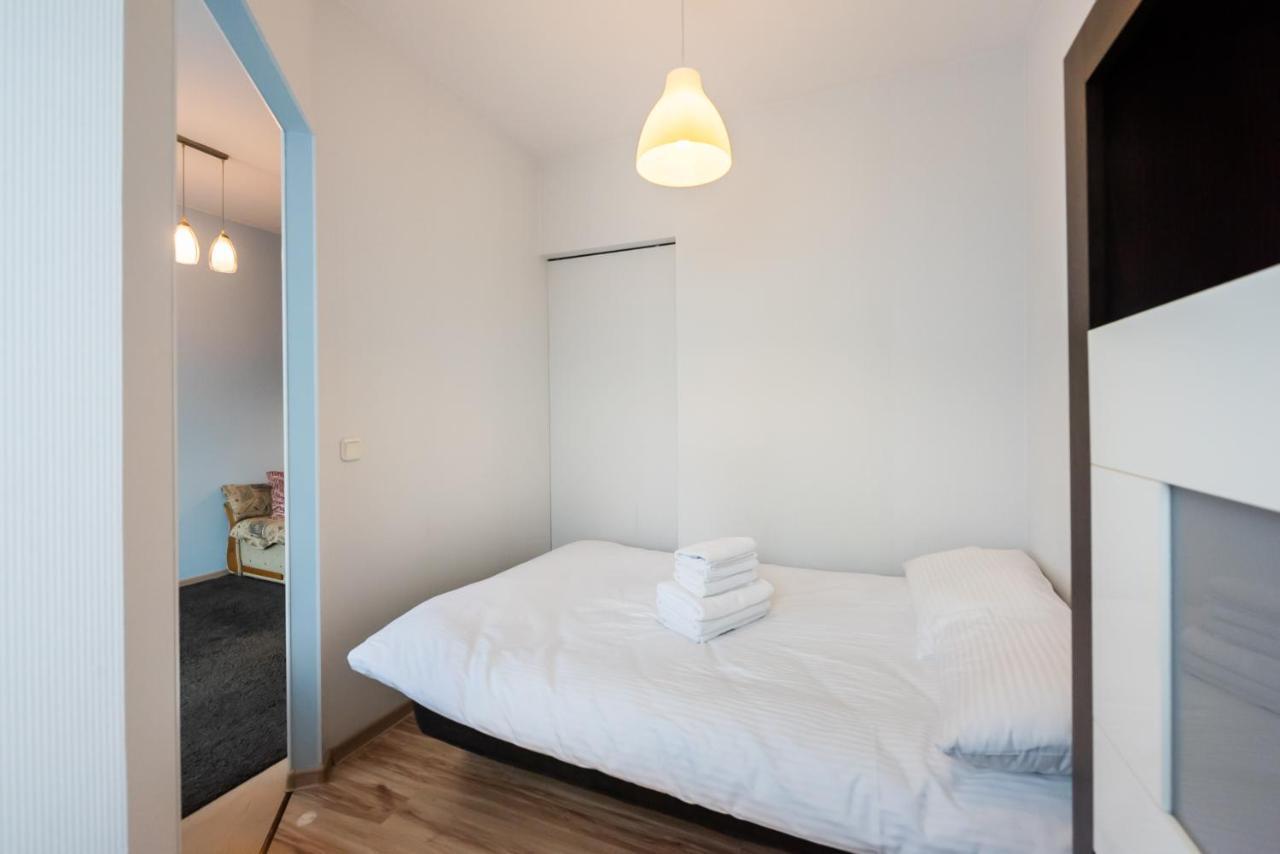 Wola Pleasure Place Apartment Warsaw Ngoại thất bức ảnh