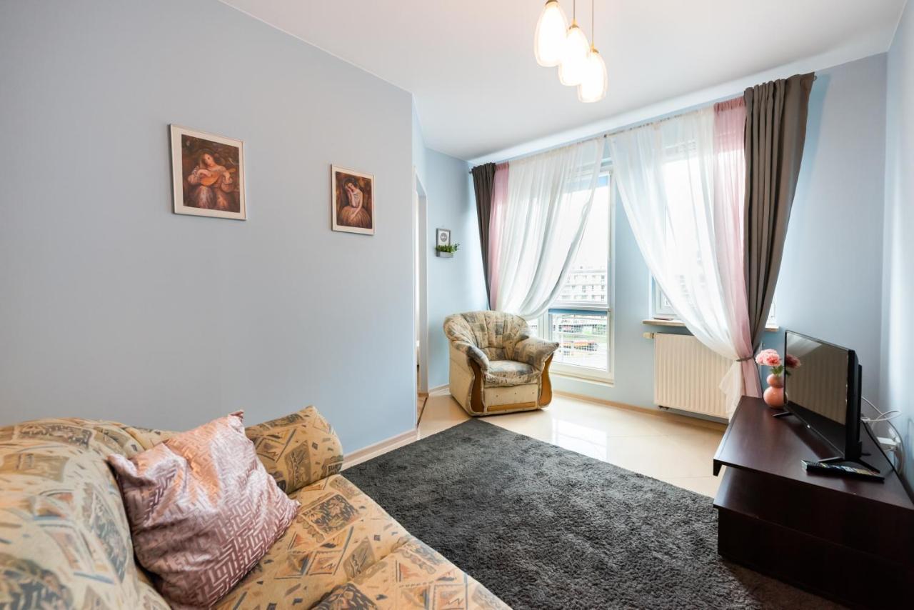 Wola Pleasure Place Apartment Warsaw Ngoại thất bức ảnh