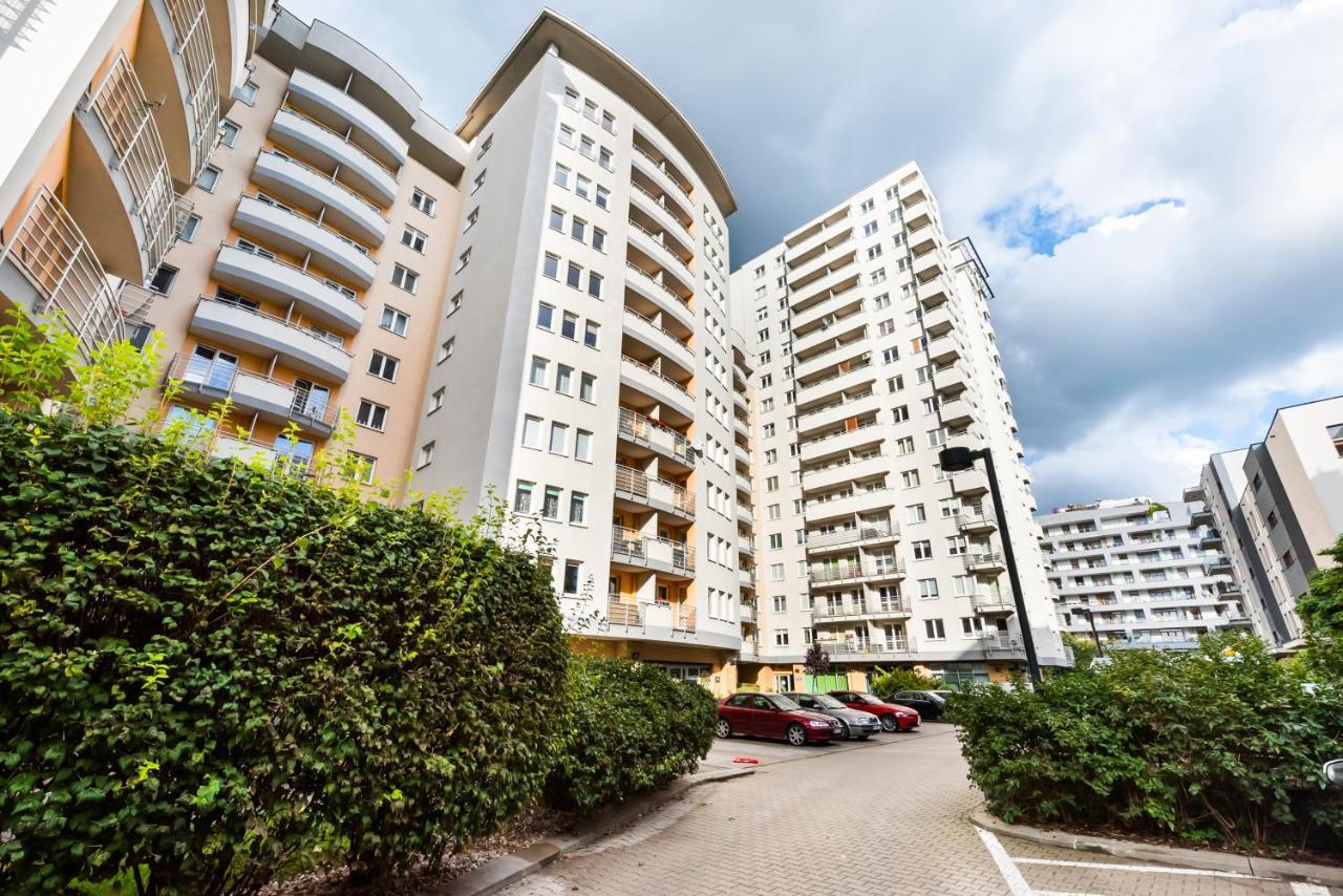 Wola Pleasure Place Apartment Warsaw Ngoại thất bức ảnh